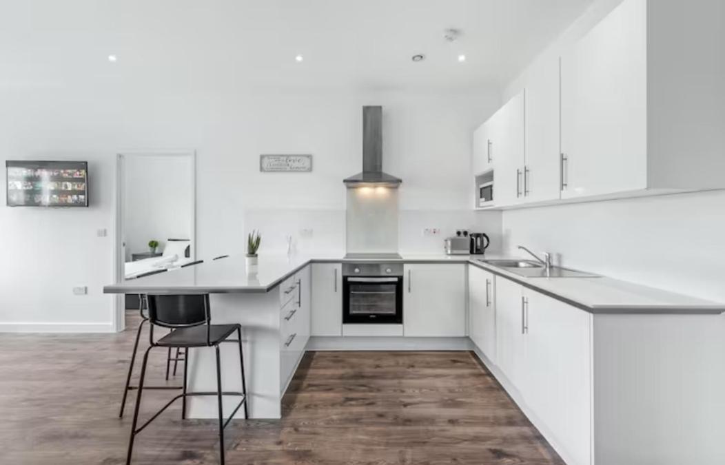 Airy 2Br Flat Delta London Dp332 Apartman Croydon Kültér fotó