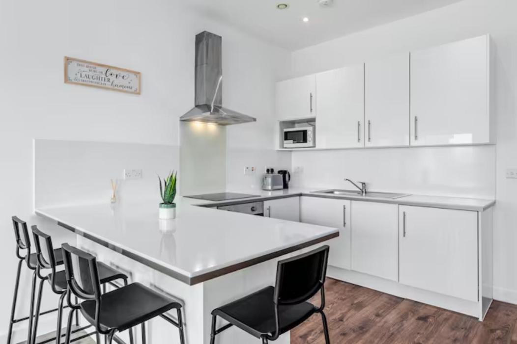 Airy 2Br Flat Delta London Dp332 Apartman Croydon Kültér fotó