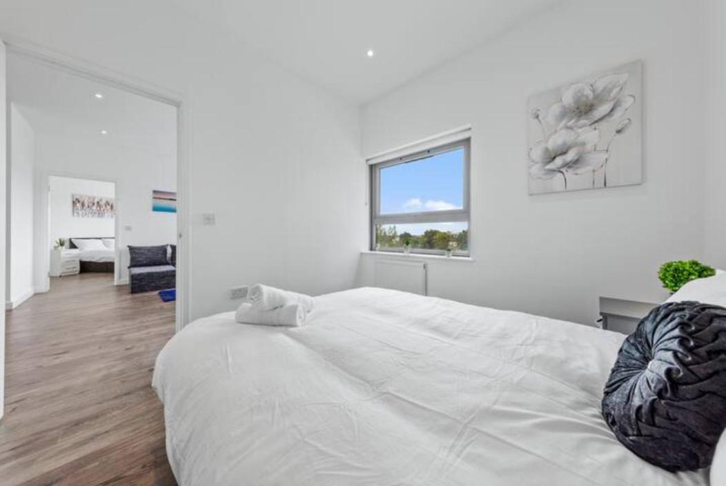 Airy 2Br Flat Delta London Dp332 Apartman Croydon Kültér fotó